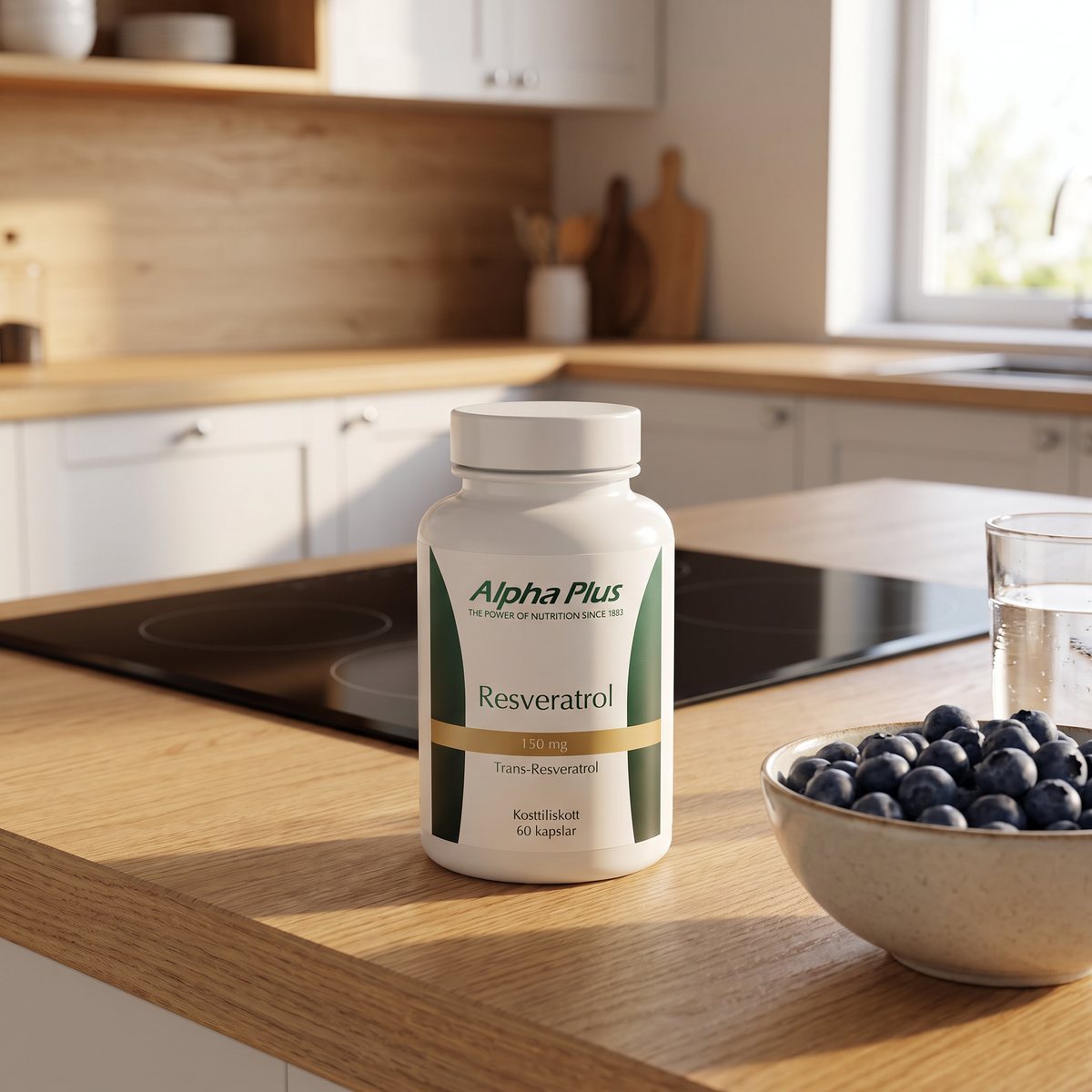 Alpha Plus Resveratrol på en köksbänk i ett svenskt kök